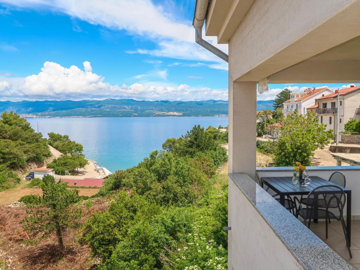 Apartment Marija - VRB102 Vrbnik Buitenkant foto